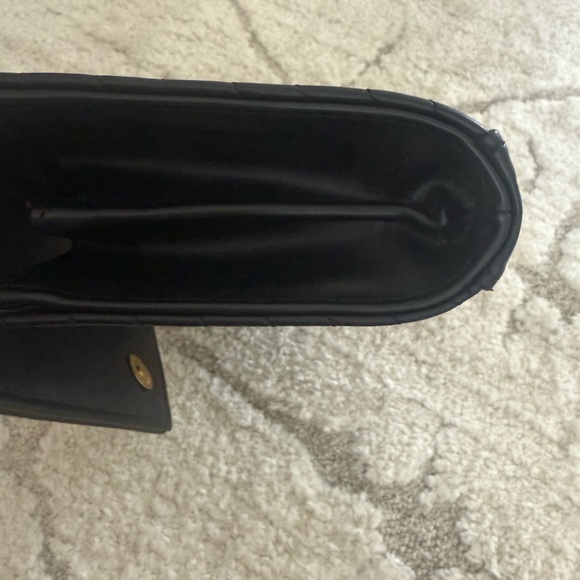 Black Chevron Quilted Leather wallet on chain - Picture 5 of 7